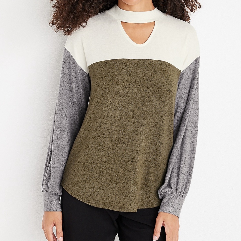 Maurices Colorblock Cut Out Mixer Tee, size 1X, NWT
